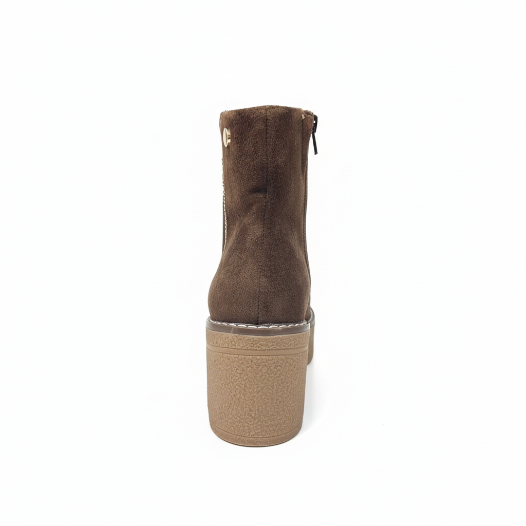 Bota fondo blanco
