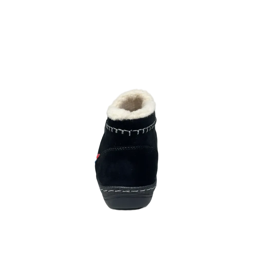 Botín invierno negro moccasin - vista trasera